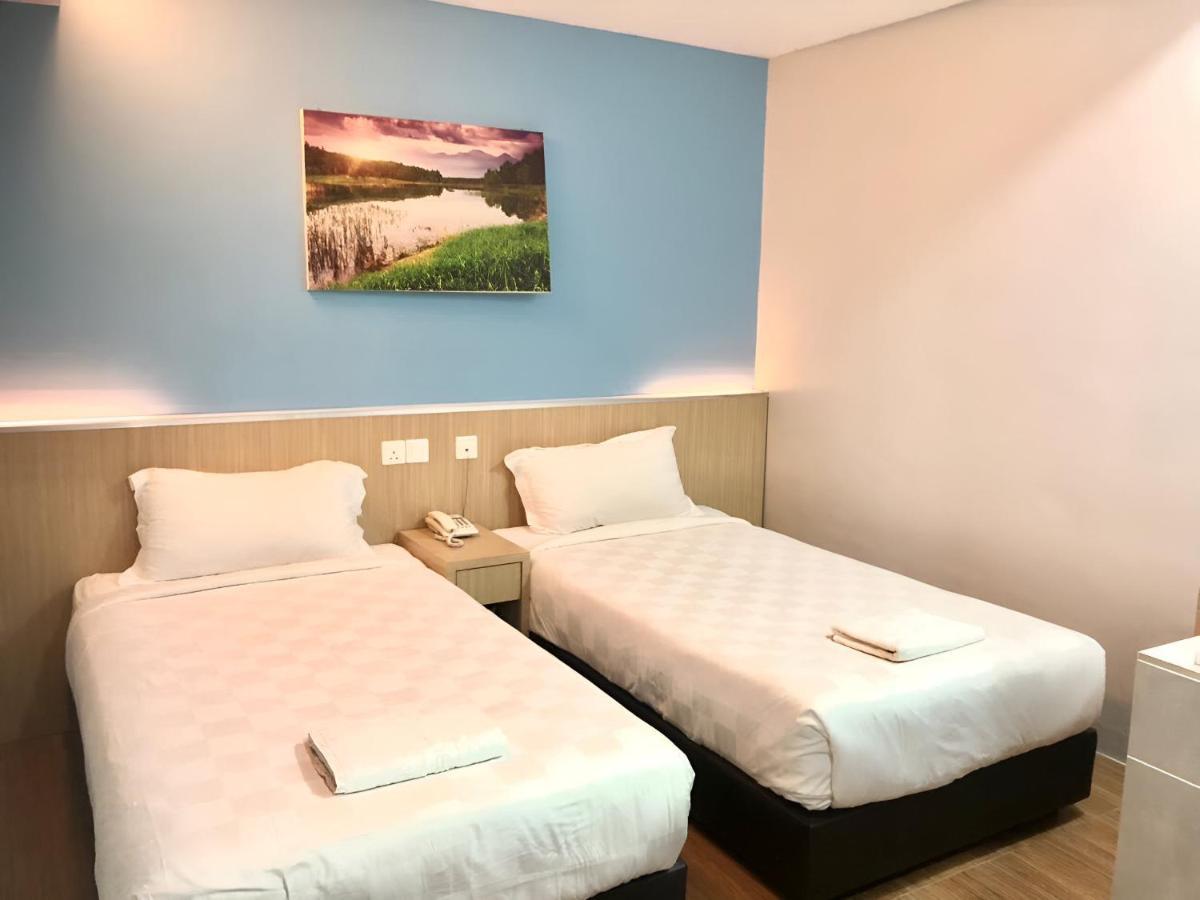 Double Happiness Hotel Sitiawan Εξωτερικό φωτογραφία