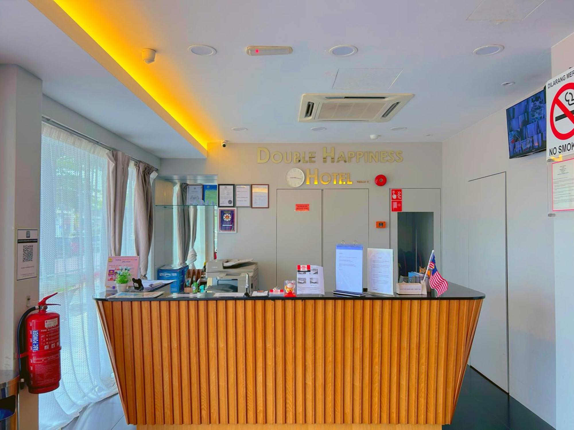 Double Happiness Hotel Sitiawan Εξωτερικό φωτογραφία